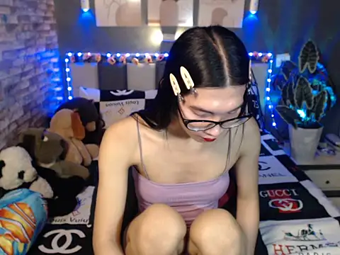 HotNathalie6900 online show from February 2026 01:44:02 PM