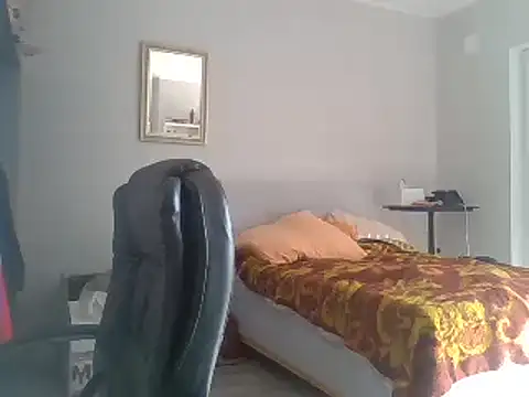 Snapshot of aufstieg95 chatting on March 2026 12:06:01 PM aufstieg95 online show from March 2026 12:06:01 PM