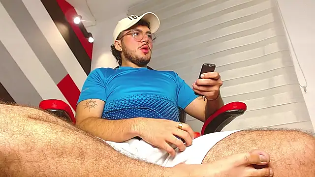 Zac Golden online show from April 2026 01:35:02 PM