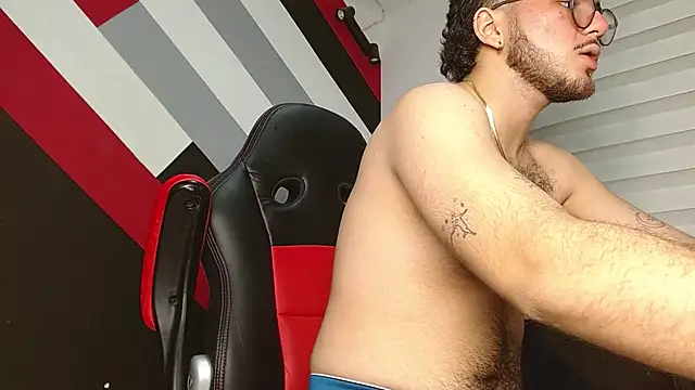 Zac Golden online show from December 2025 12:22:01 AM