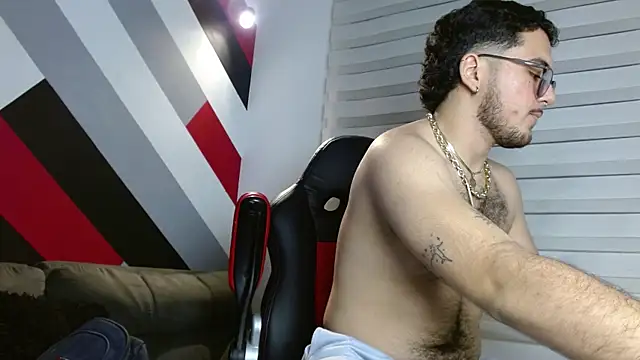 Zac Golden online show from January 2026 12:25:02 AM