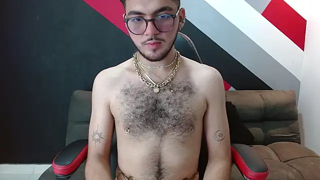 Zac Golden online show from November 2025 02:59:02 AM