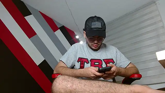 Zac Golden online show from June 2026 11:49:01 AM