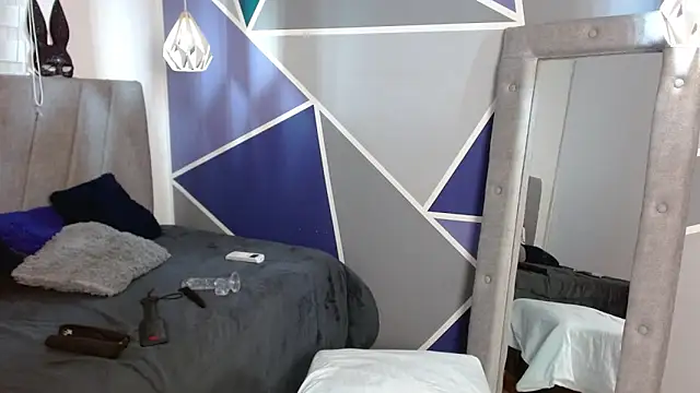 Zac Golden online show from November 2025 07:01:02 AM