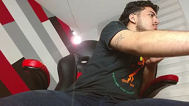 Zac Golden online show from March 2026 11:48:02 AM