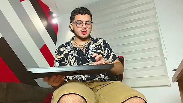 Zac Golden online show from February 2026 12:14:01 PM