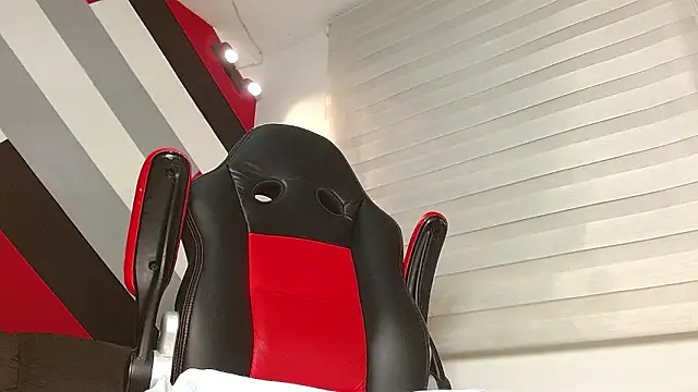 Zac Golden online show from March 2026 10:10:02 PM