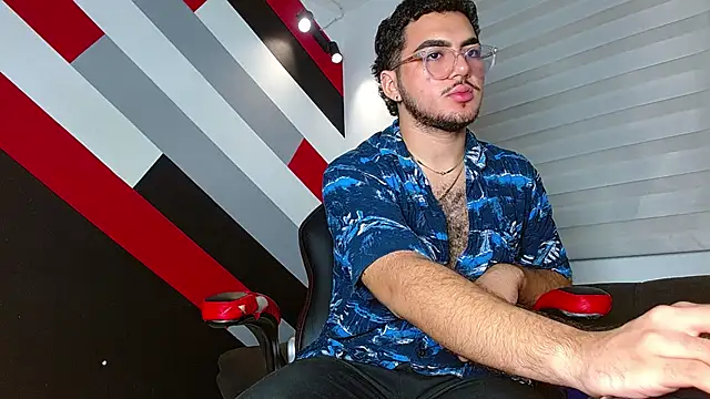 Zac Golden online show from June 2026 12:16:01 PM