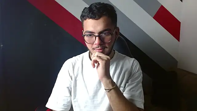 Zac Golden online show from December 2025 11:53:01 PM