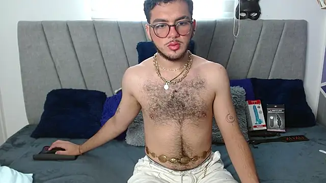 Zac Golden online show from November 2025 06:55:01 PM