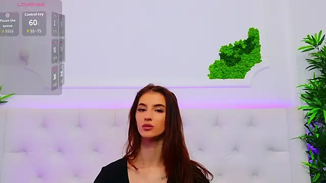 ElisaCharm online show from January 2026 05:25:02 AM