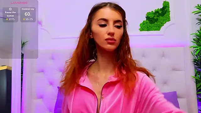 ElisaCharm online show from December 2025 03:55:01 AM