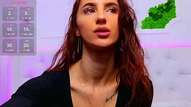 ElisaCharm online show from January 2026 03:32:01 AM