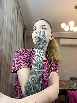 LaraSynn online show from March 2026 03:18:02 AM