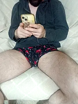 Snapshot of lazzzz09 chatting on November 2025 10:14:02 PM lazzzz09 online show from November 2025 10:14:02 PM