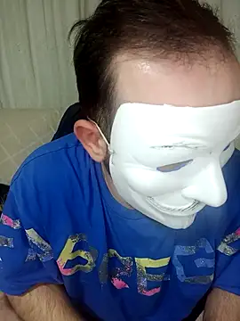 Snapshot of lazzzz09 chatting on October 2025 06:18:02 PM lazzzz09 online show from October 2025 06:18:02 PM