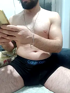 Snapshot of lazzzz09 chatting on December 2025 12:44:01 AM lazzzz09 online show from December 2025 12:44:01 AM