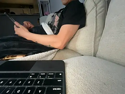 Orlando702xh online show from October 2025 02:16:01 PM