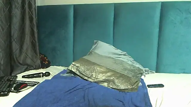 boldiva89 online show from February 2026 04:07:02 PM