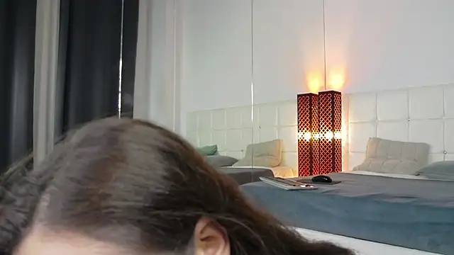 KarinaSparks online show from November 2025 08:35:02 PM