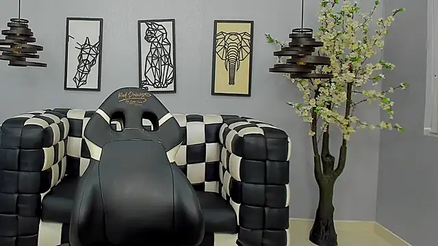 Bianca Millf online show from April 2026 03:54:01 AM