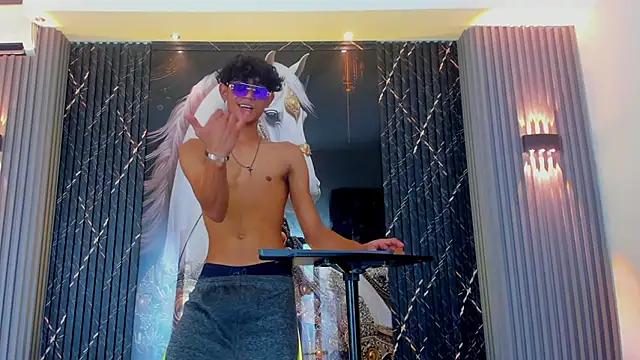 Snapshot of Sex_Boy_33_ chatting on November 2025 07:29:02 PM Sex Boy 33 online show from November 2025 07:29:02 PM