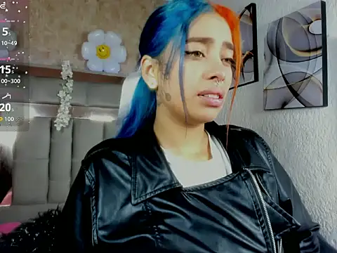 Cristall ravven online show from November 2025 09:59:02 PM