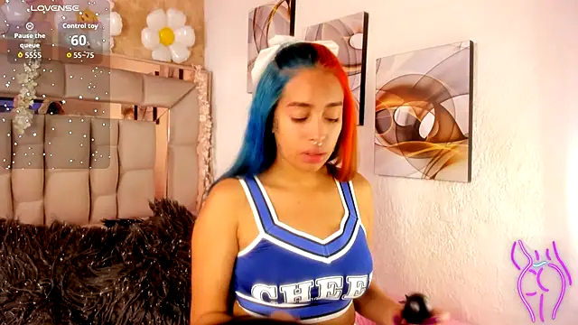 Cristall ravven online show from October 2025 02:47:02 PM