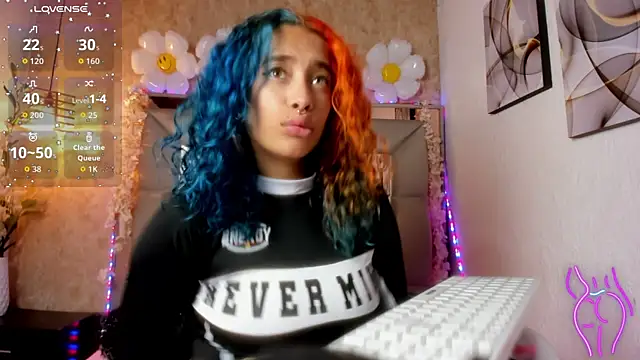 Cristall ravven online show from November 2025 08:12:01 PM