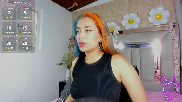 Cristall ravven online show from November 2025 05:17:02 PM