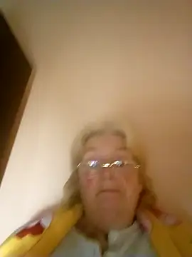 AmyLove353 online show from February 2026 09:44:01 PM