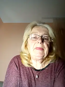 AmyLove353 online show from October 2025 10:06:01 PM