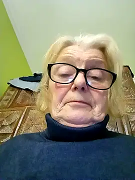 AmyLove353 online show from February 2026 09:36:01 PM