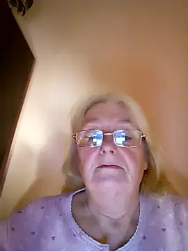 AmyLove353 online show from February 2026 08:31:01 PM