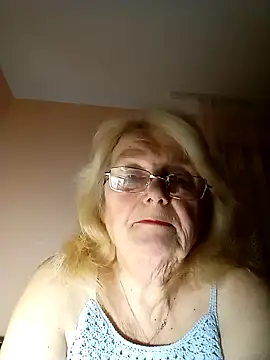 AmyLove353 online show from November 2025 09:08:01 PM