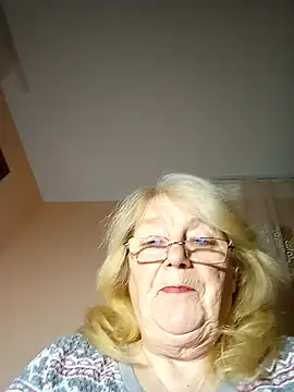 AmyLove353 online show from November 2025 05:29:02 AM