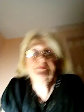 AmyLove353 online show from November 2025 10:25:01 PM