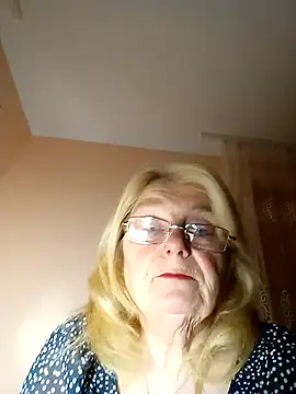 AmyLove353 online show from November 2025 09:59:02 PM