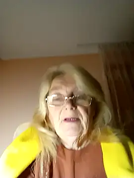 AmyLove353 online show from November 2025 04:26:01 AM