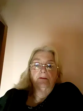 AmyLove353 online show from February 2026 08:08:01 PM