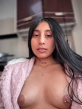 Violeet-Smith online show from March 2026 10:24:02 PM