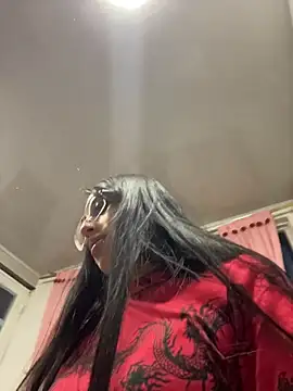 Snapshot of Violeet-Smith chatting on November 2025 02:48:01 AM Violeet-Smith online show from November 2025 02:48:01 AM