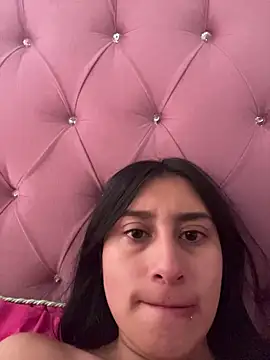 Violeet-Smith online show from February 2026 01:41:02 PM