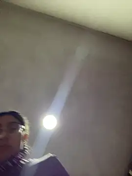 Violeet-Smith online show from February 2026 03:40:01 AM