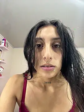 Snapshot of Violeet-Smith chatting on November 2025 08:23:01 PM Violeet-Smith online show from November 2025 08:23:01 PM