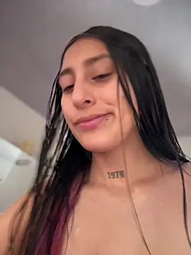 Violeet-Smith online show from March 2026 05:09:02 PM