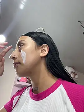 Violeet-Smith online show from January 2026 06:58:01 PM