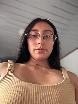 Violeet-Smith online show from April 2026 05:19:02 PM