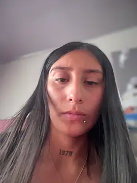 Violeet-Smith online show from March 2026 02:33:01 PM