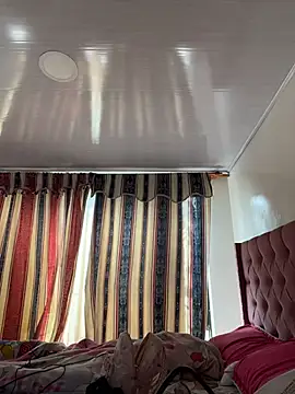 Violeet-Smith online show from February 2026 02:58:01 PM